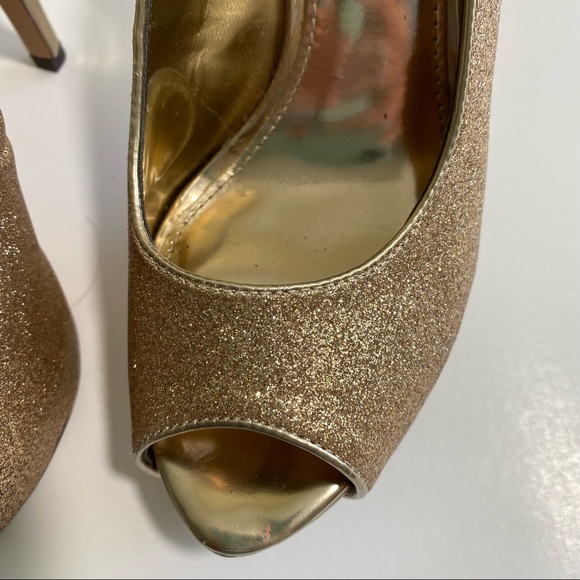 Gold Glittery Stiletto Jacqueline Ferrar Open Toe Heels Sz 7 - Picture 3 of 10